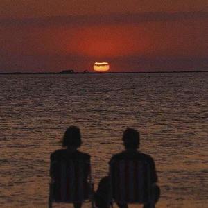 91探花在线播放1区2区3区
