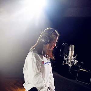 91探花在线播放1区2区3区
